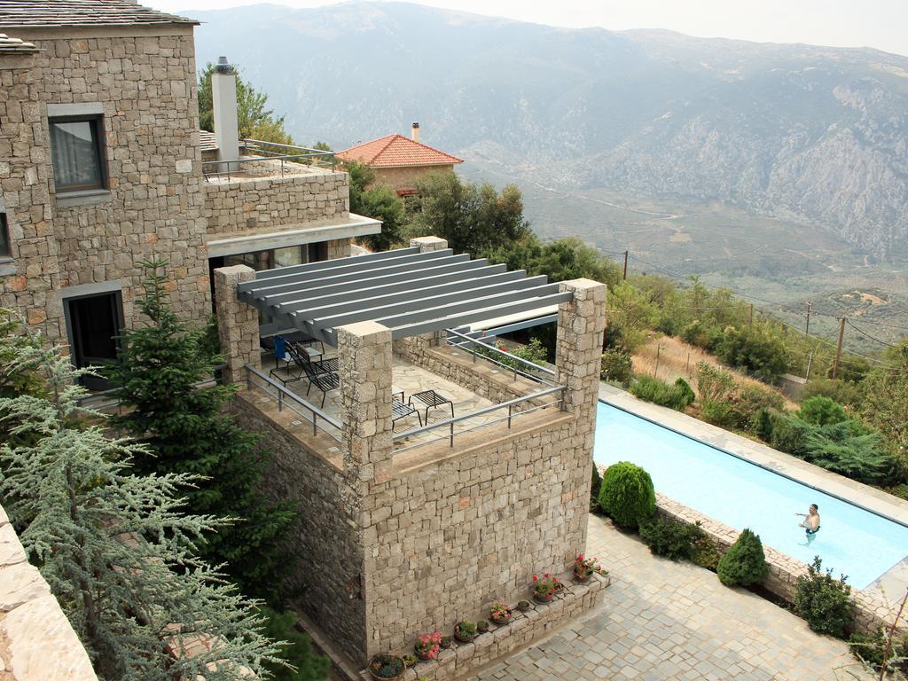 Elafivolia Arachova Suites ภายนอก รูปภาพ